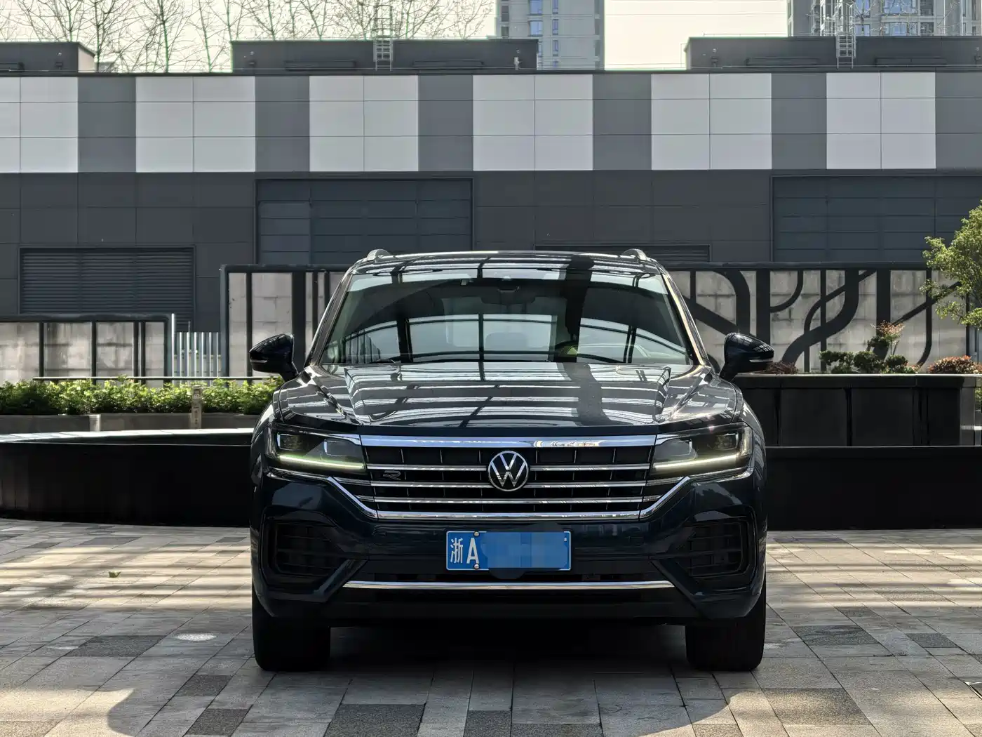 2023 Volkswagen Touareg