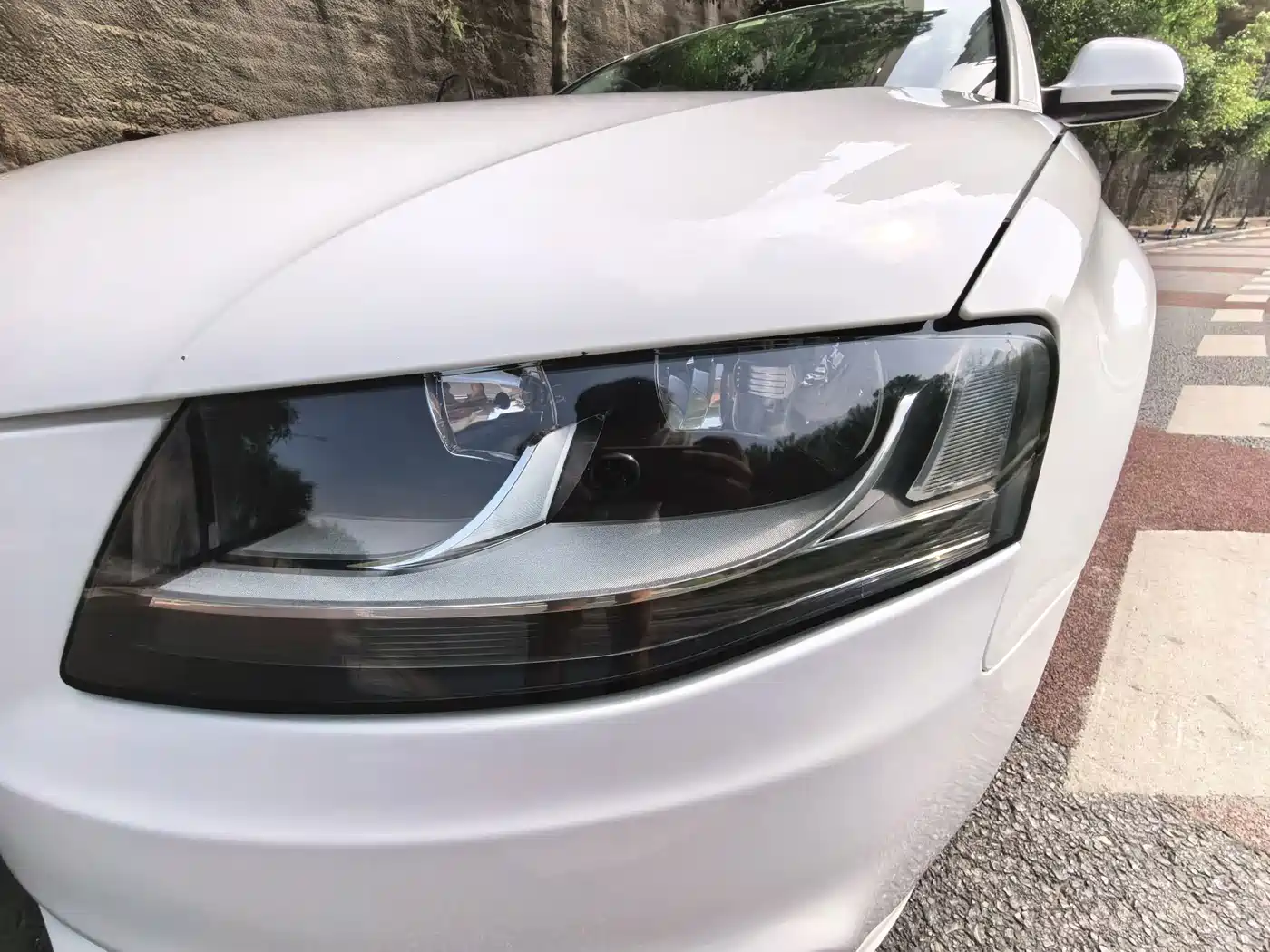 Фото 13 - Audi A4L