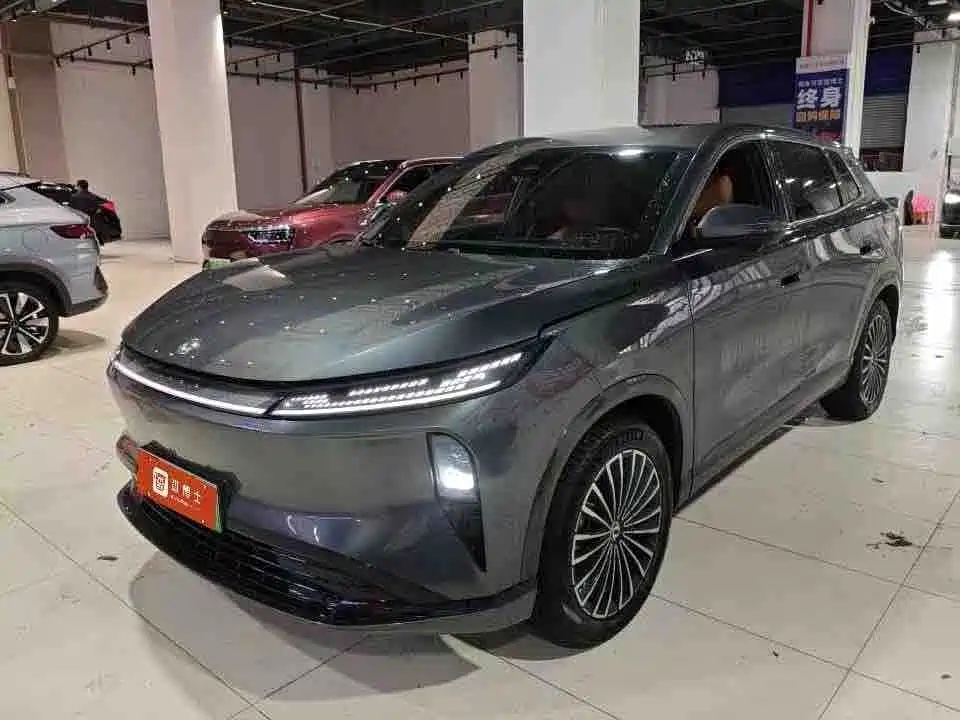 Dongfeng Aeolus L8