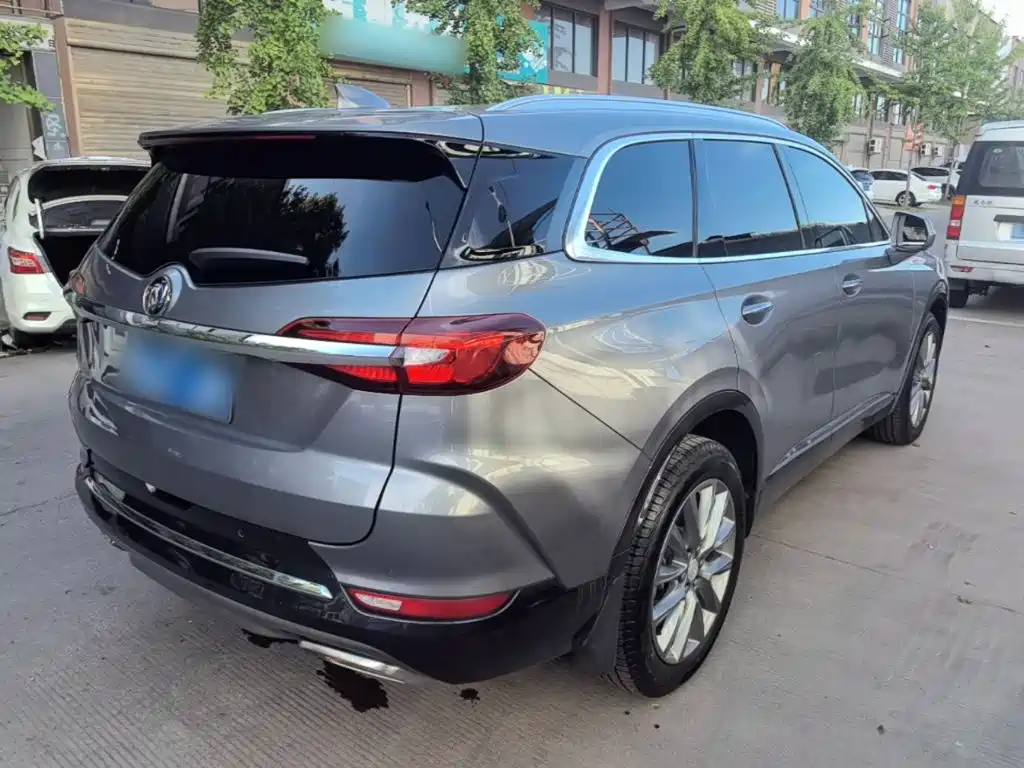 Фото 7 - Buick Enclave