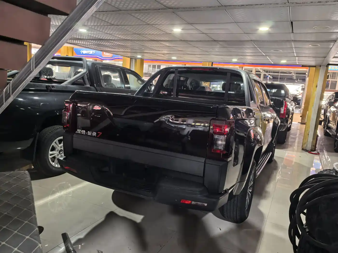 Jiangling Yuhu 7 2021 2020 Model 2.0T Diesel Automatic 2WD Comfort Short Wheelbase China VI JX4D20A6L