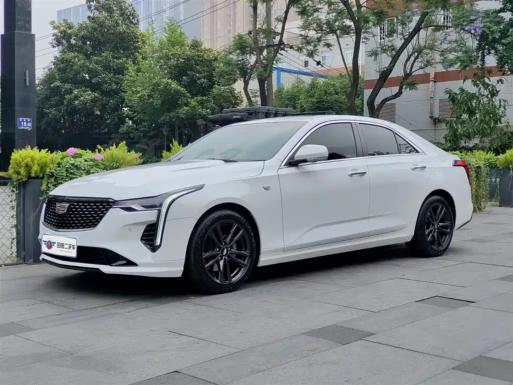 CADILLAC CT4