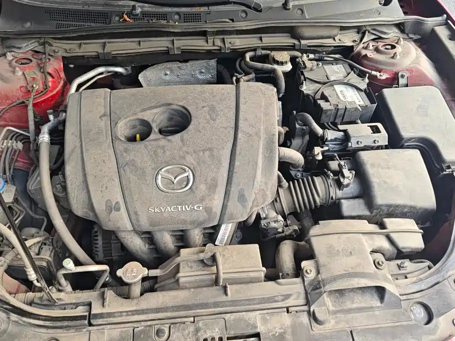 Photo 10 - Mazda CX-4