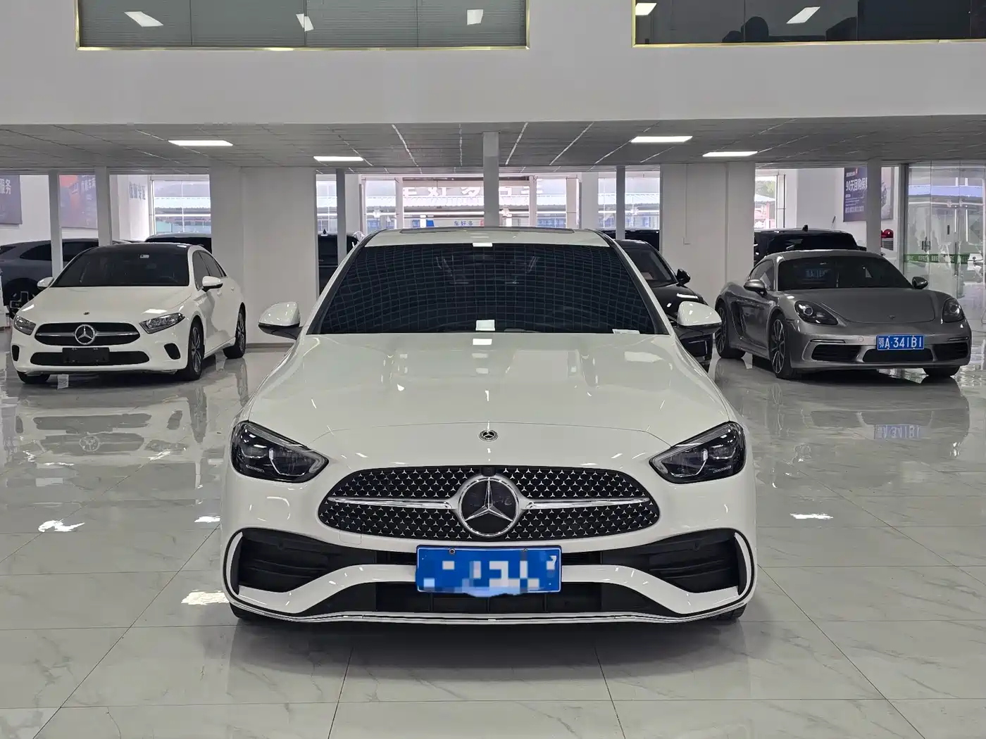 Mercedes-Benz C-Class 2023 C 200 L Sport фото 2