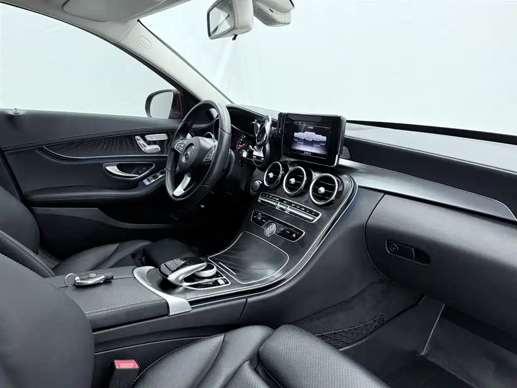 Mercedes-Benz C-Class 2018 C 200 L Sport Edition фото 2