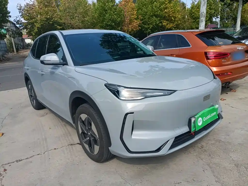 Фото 4 - Geely Galaxy Galaxy E5