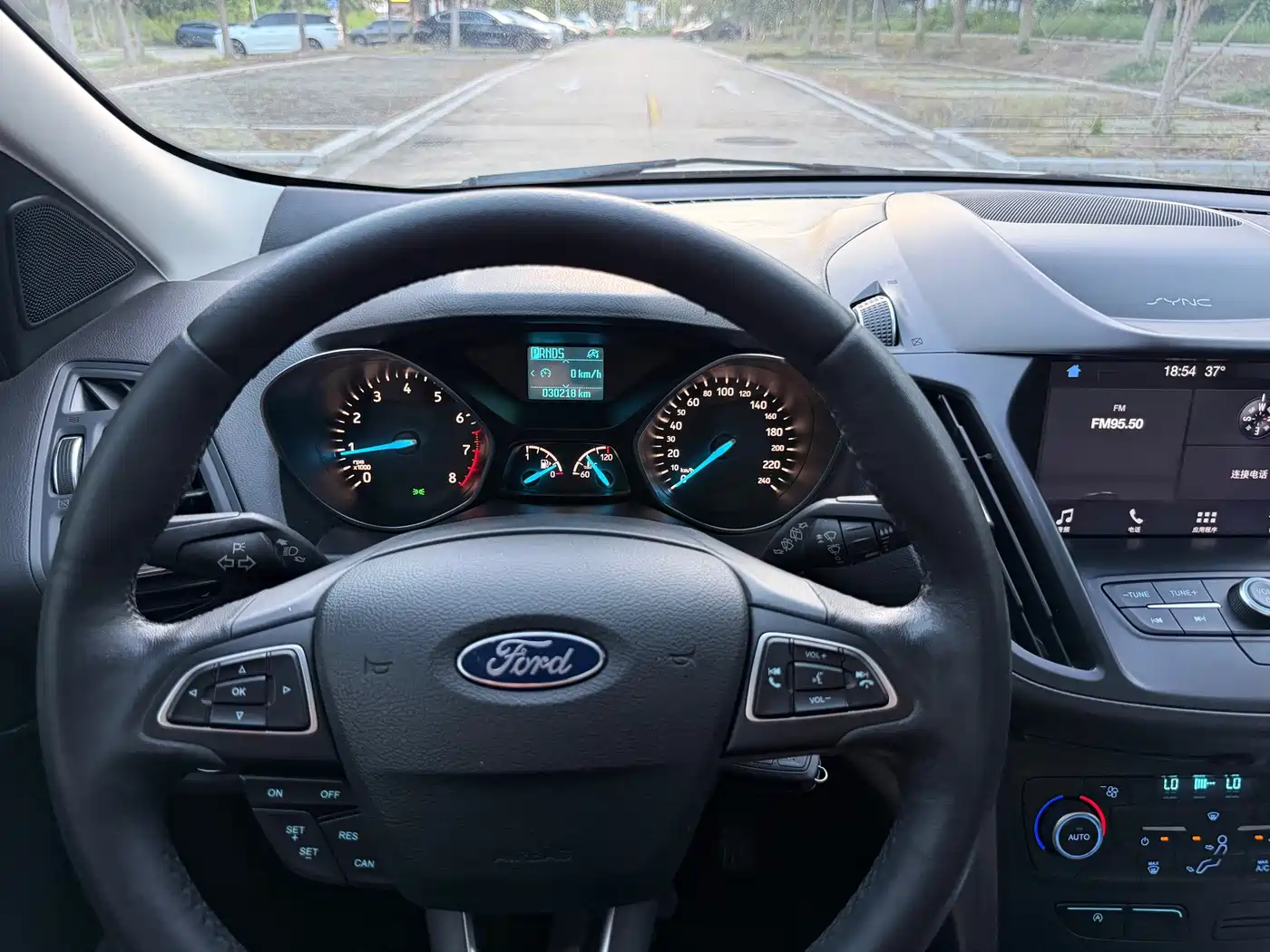 Ford Kuga 2020 2019 EcoBoost 180 2WD Platinum Wing Edition China VI