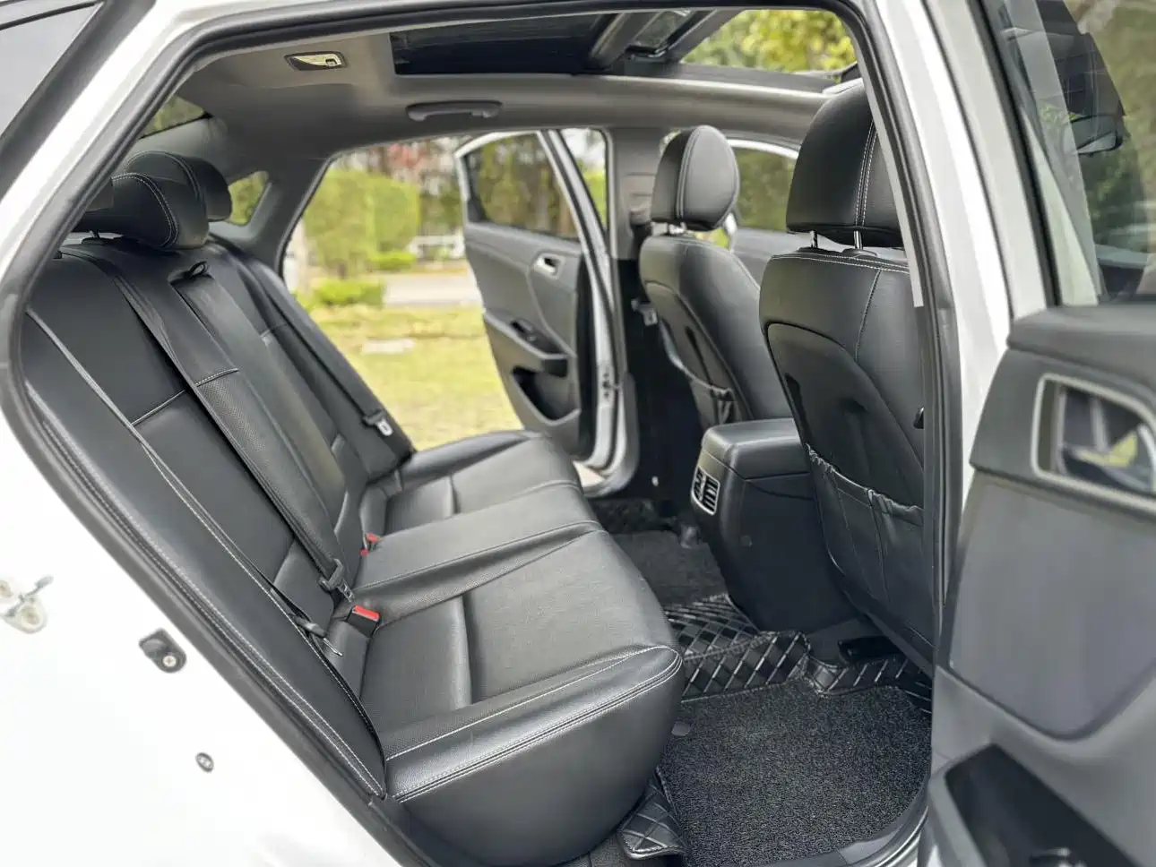 HYUNDAI NAME PICTURE