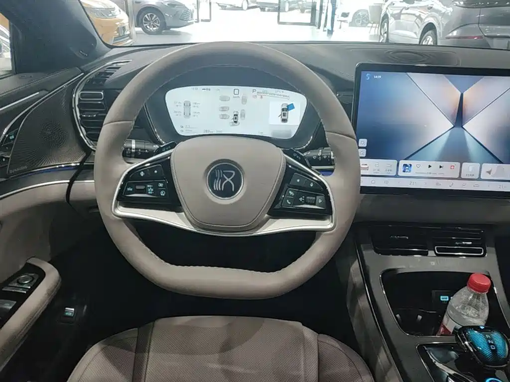 BYD Han 2025 DM-i Smart Driving Edition 125KM LiDAR Flagship фото 11
