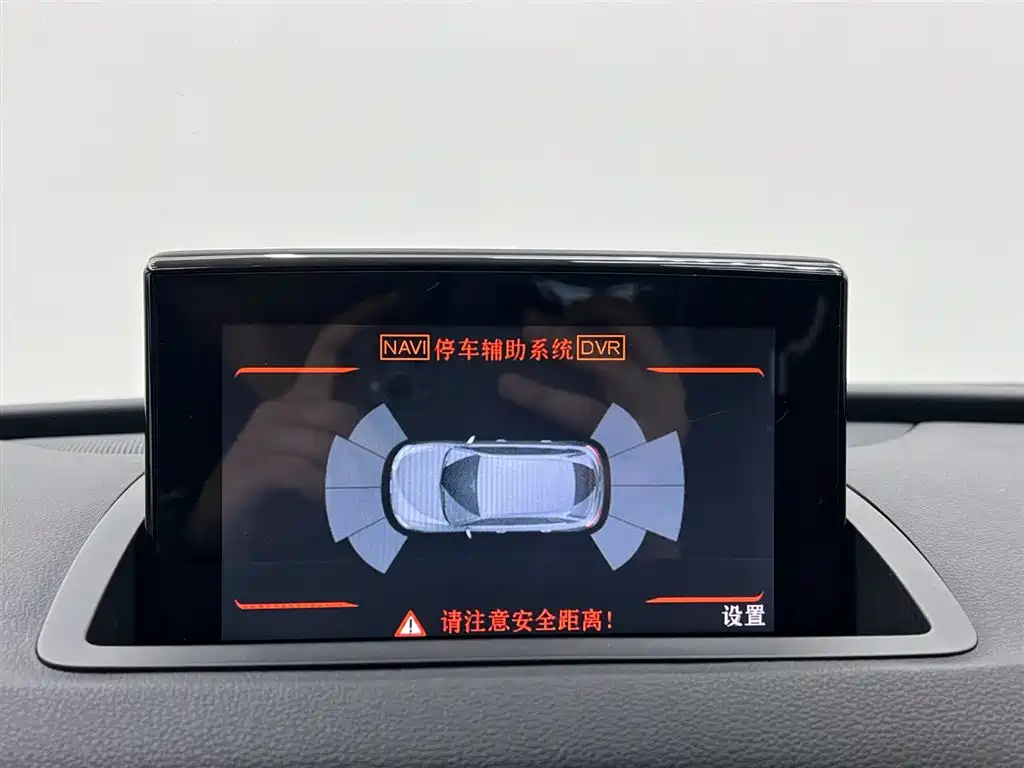 Audi Q3 2015 35 TFSI quattro Technology фото 8