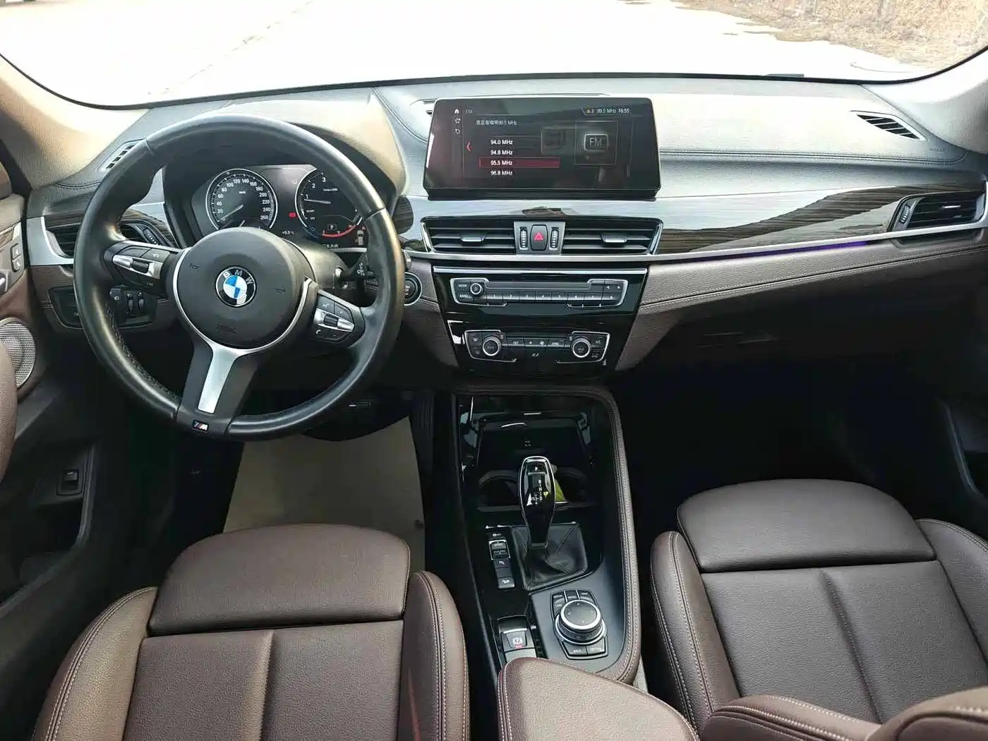 BMW X1 2022 xDrive25Li Premium фото 11