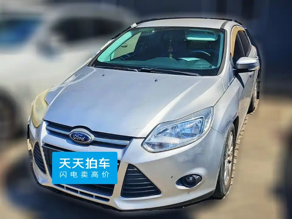 Фото 1 - Ford Focus