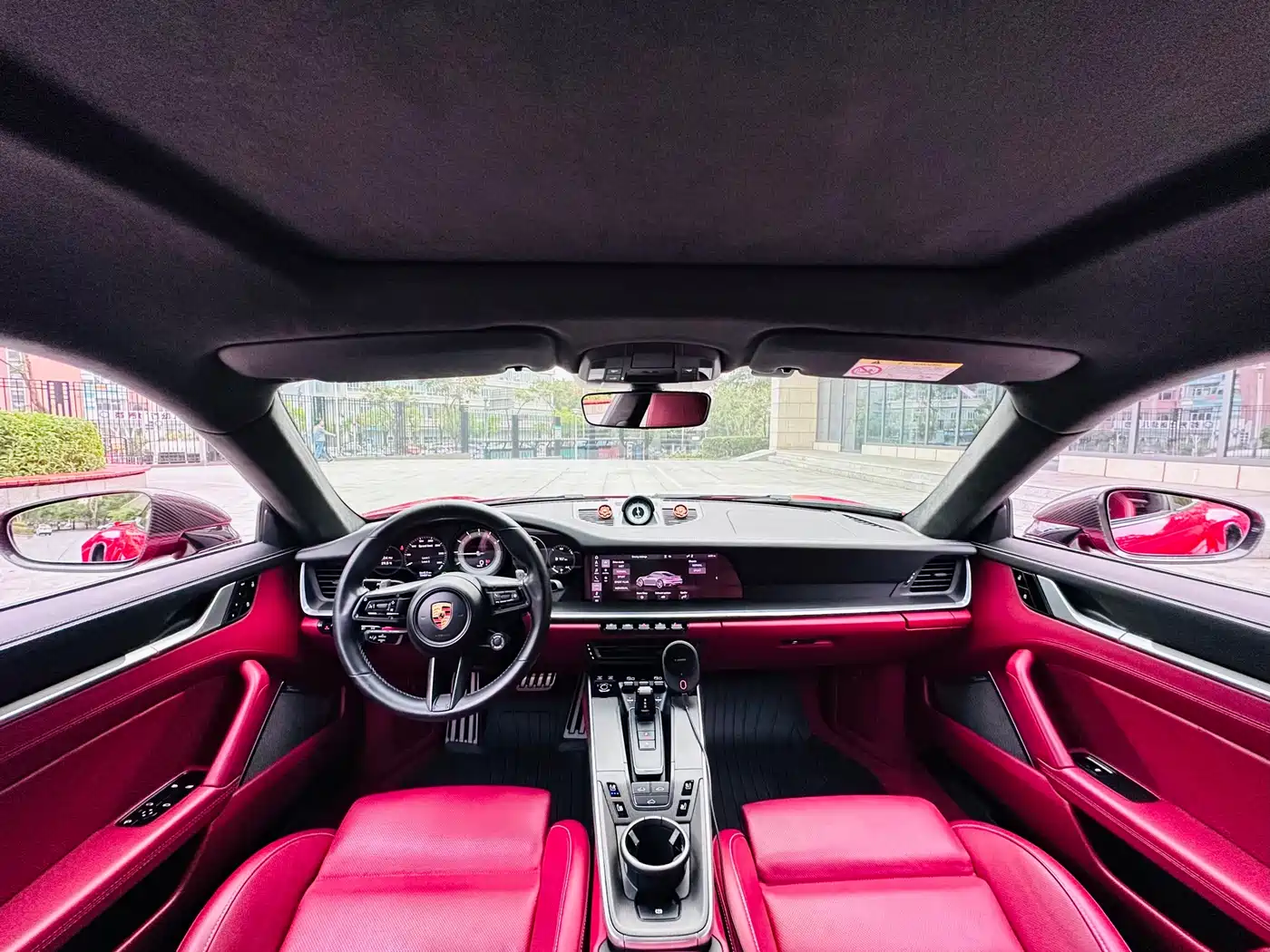 Porsche 911 2022 Turbo S 3.7T фото 14