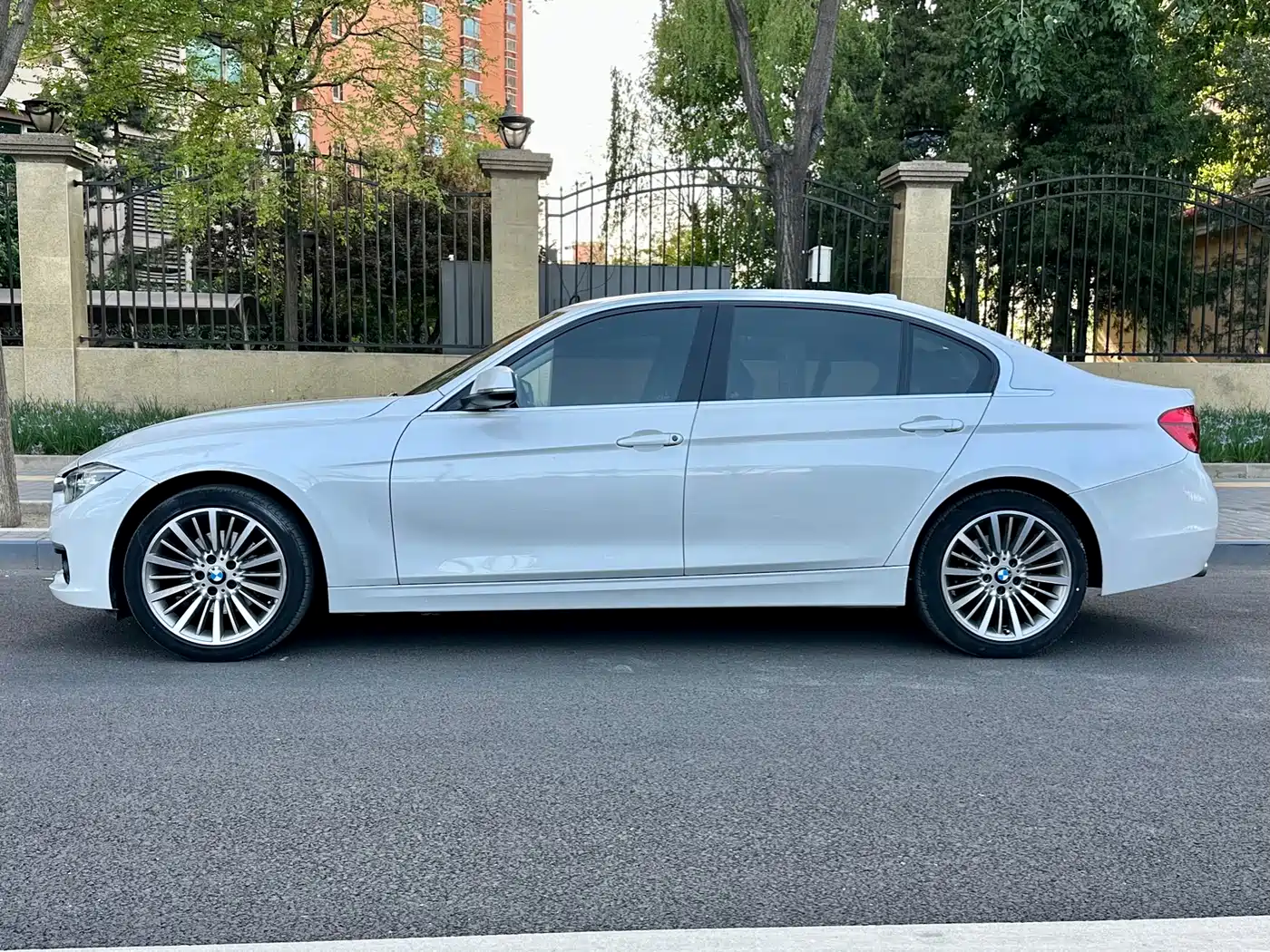 BMW 3 Series 2019 320Li Fashion Type фото 3