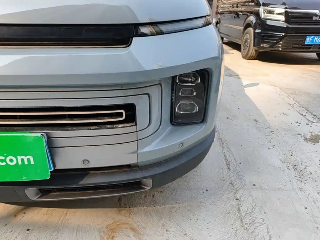 Фото 24 - Geely ICON