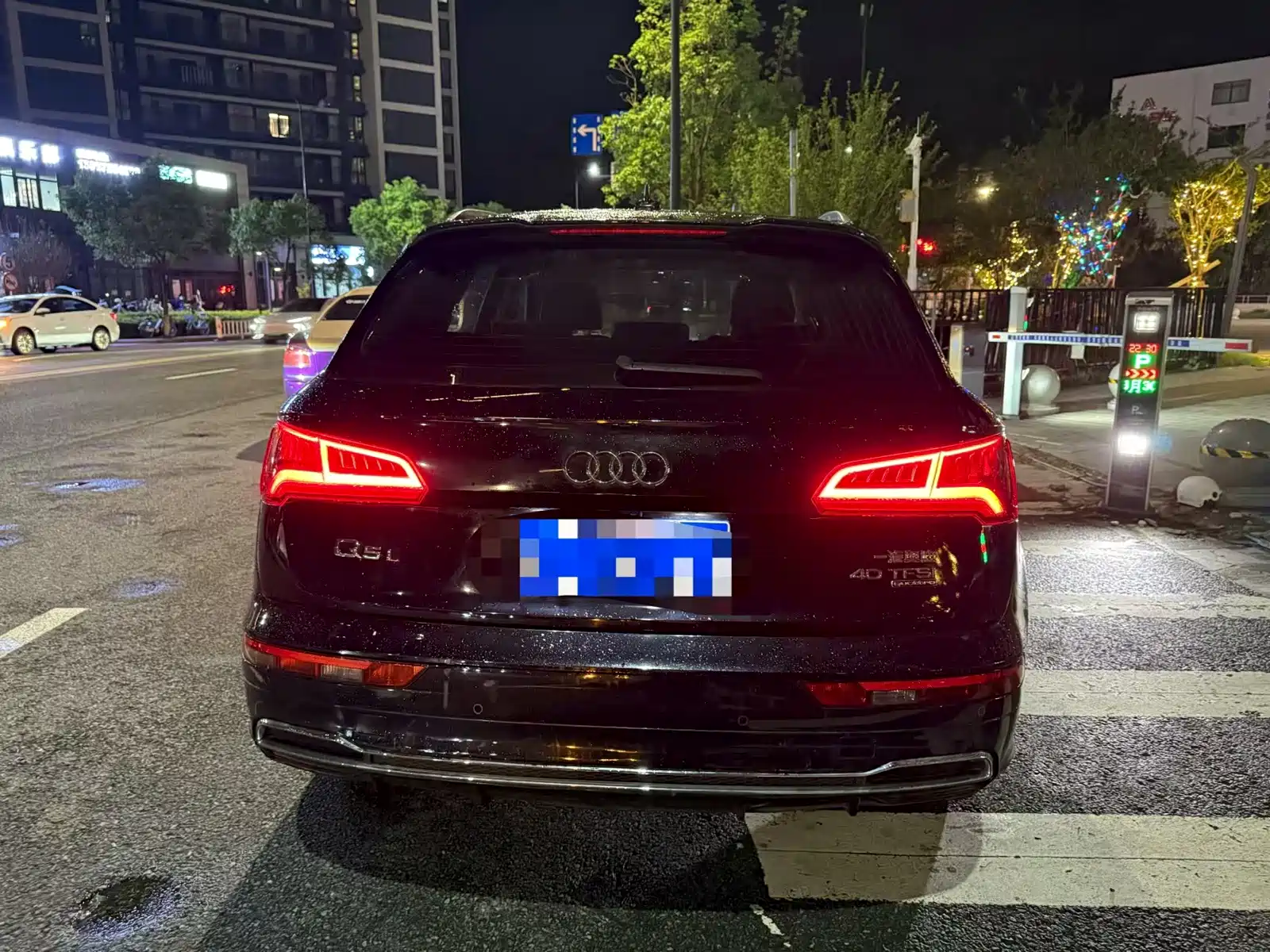 Photo 9 - Audi Q5L