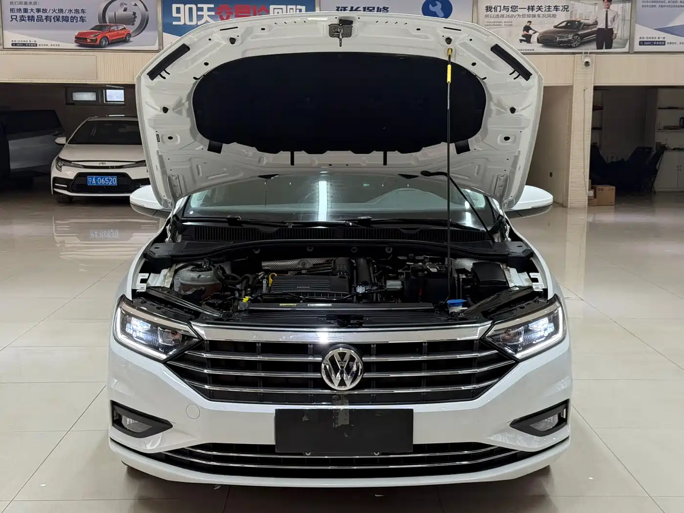 Volkswagen Sagitar 2022 280TSI DSG Surpassing Edition фото 7