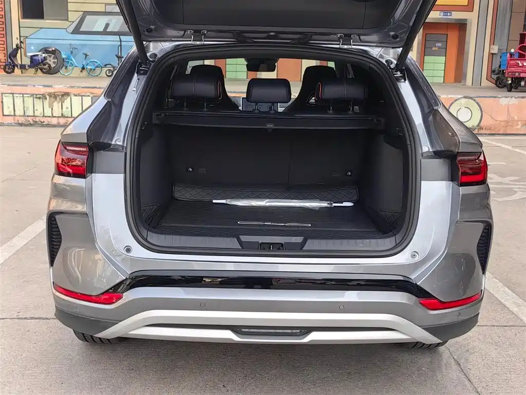 BYD Song PLUS PHEV 2024 Glory Edition EV 520km Premium фото 18