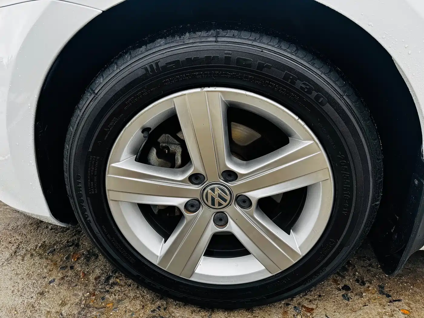 Volkswagen Golf 2016 230TSI Automatic Comfort фото 14