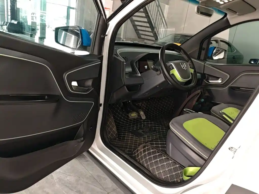 Baojun E100 2020 2019 250KM Smart Edition