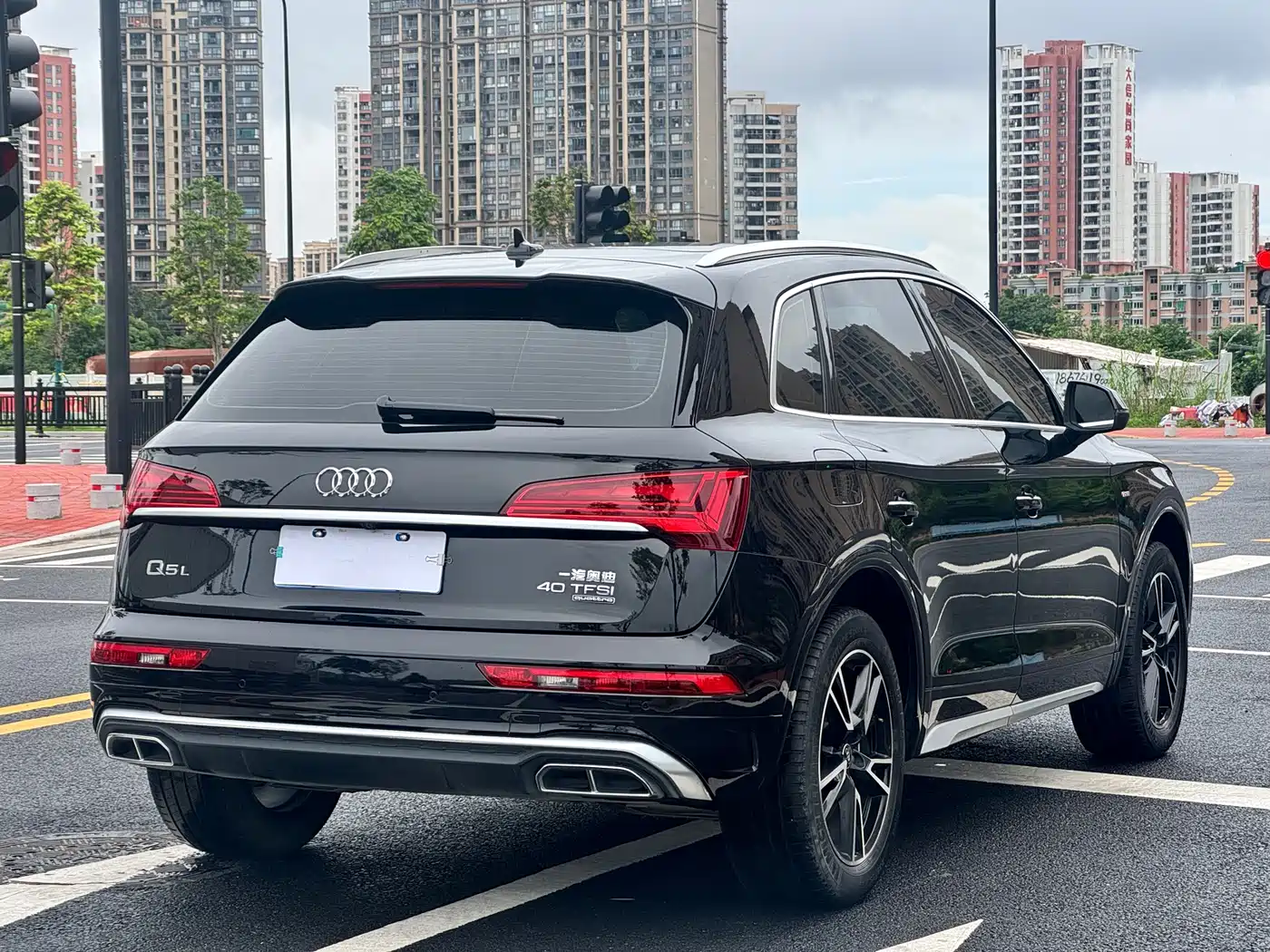 Audi Q5L 2022 40T Luxury Dynamic фото 11