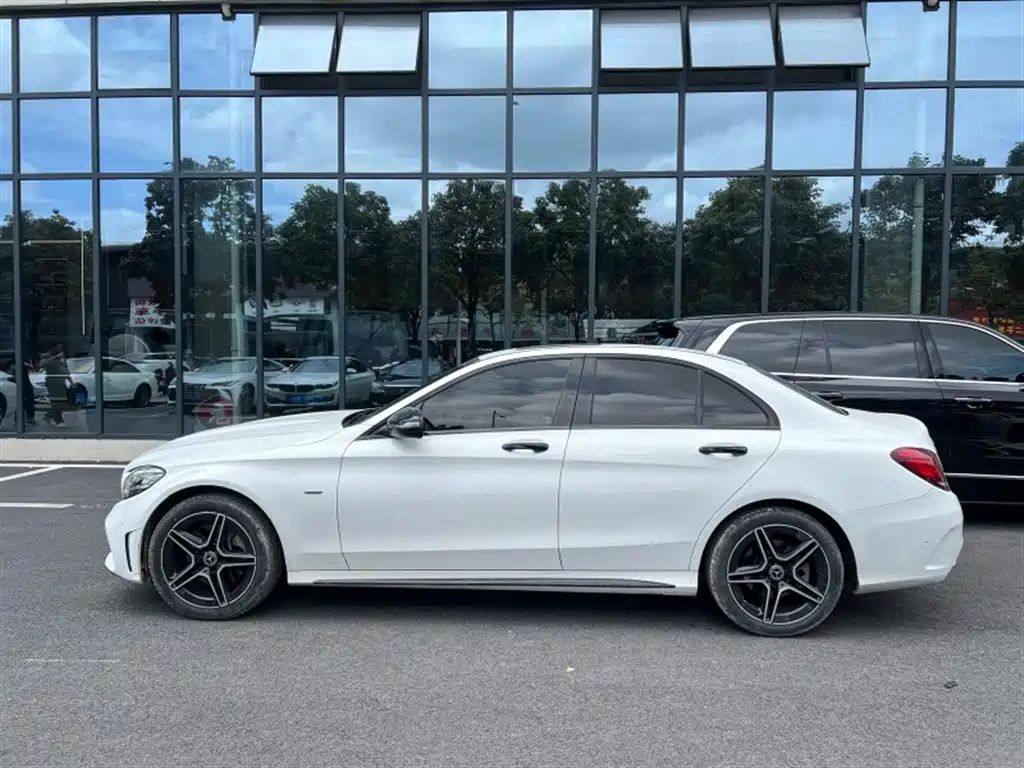 Mercedes-Benz C-Class 2021 C 260 Starry Exclusive Edition фото 5