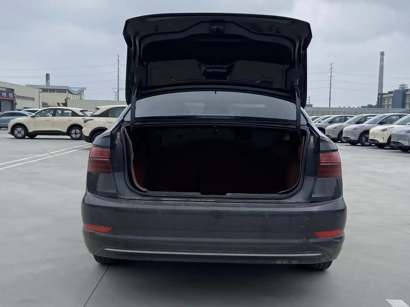 Volkswagen Sagitar 2021 280TSI DSG Surpassing Edition фото 25