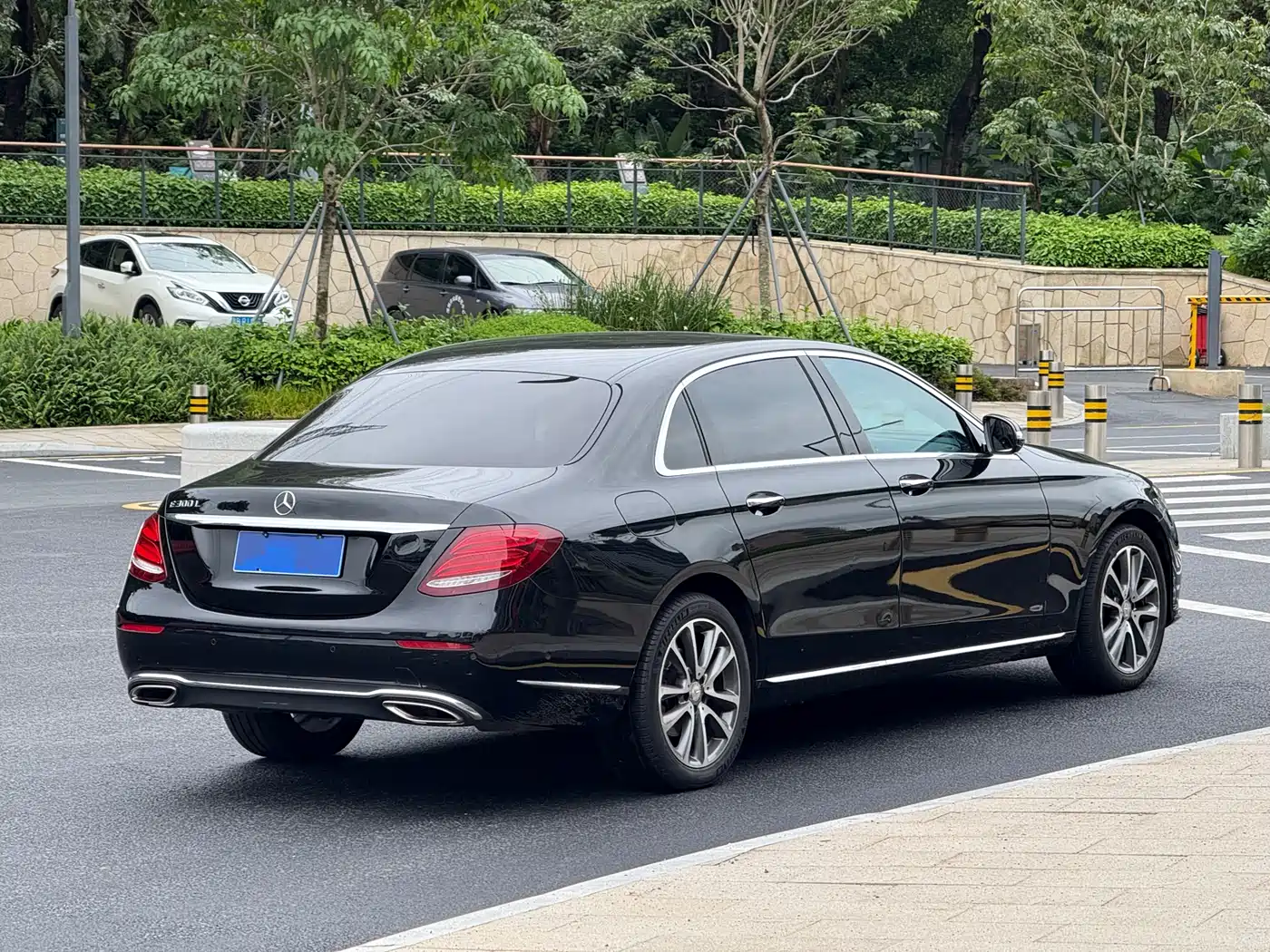 Mercedes-Benz E-Class 2017 E 200 L 4MATIC фото 18
