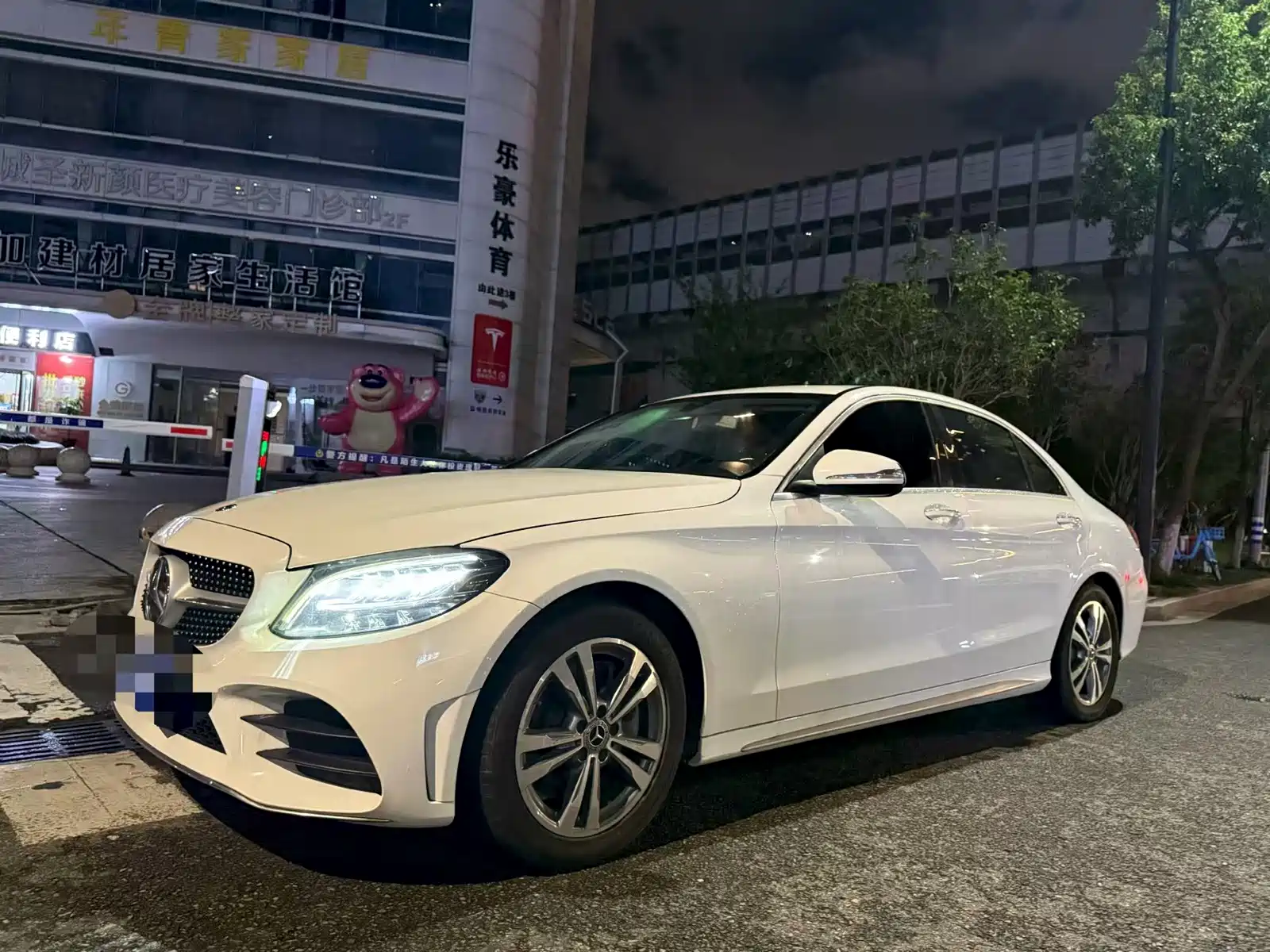 Фото 2 - Mercedes-Benz C-Class