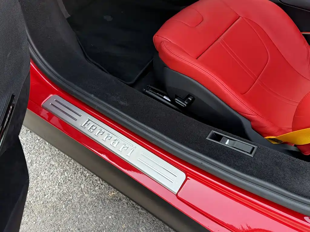 Ferrari SF90 2024 2020 3.9T V8 Stradale