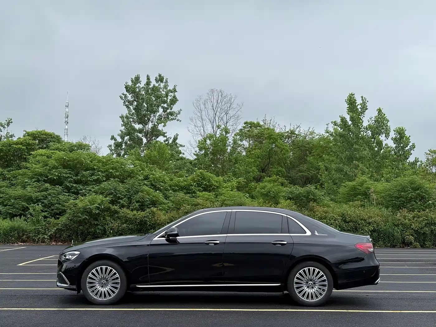 Mercedes-Benz E-Class 2023 Facelift E 300 L Luxury фото 7