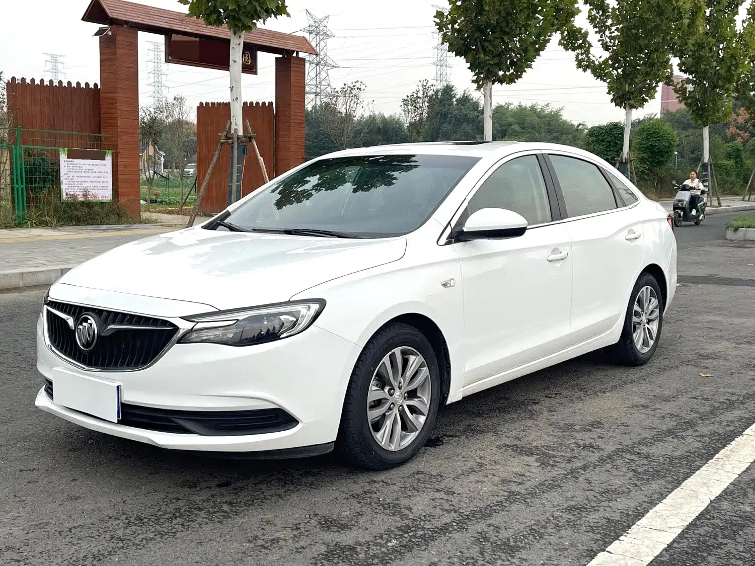 Фото 1 - Buick Excelle