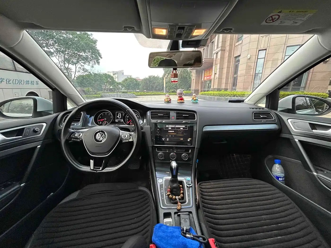 Volkswagen Golf 2020 Beloved Edition 280TSI DSG Comfort фото 9