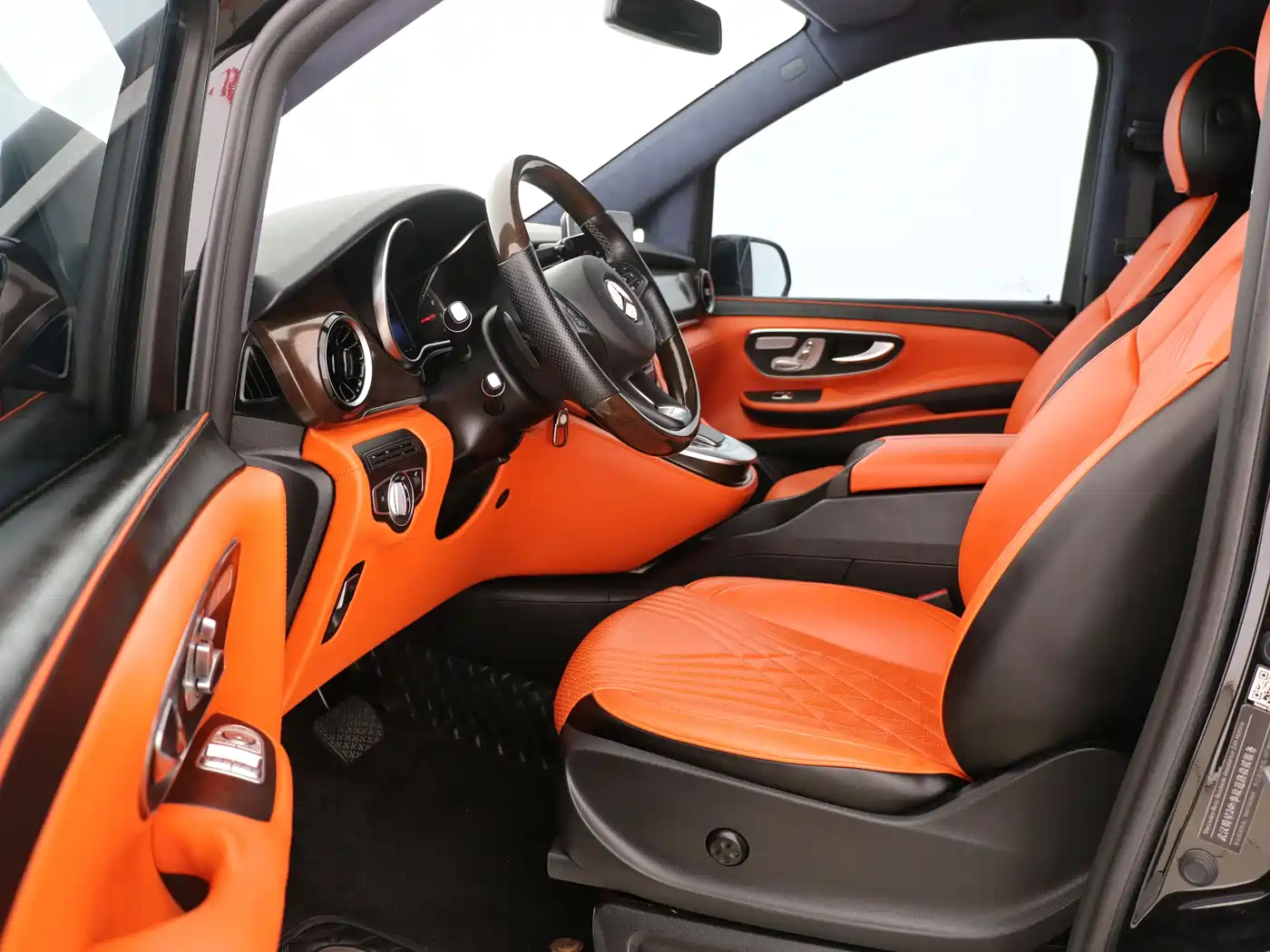 Mercedes-Benz V-Class 2021 V 260 Pilot Edition фото 10