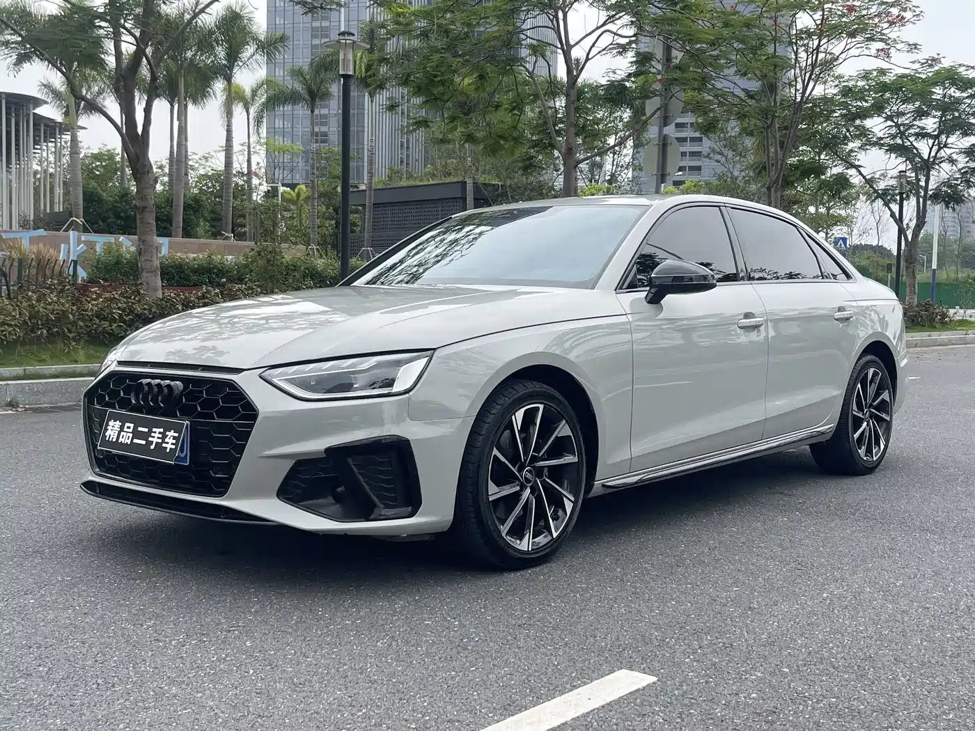 Audi A4L 2023 40 TFSI quattro Luxury Sport