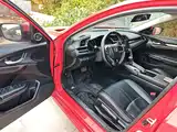 Photo 16 - Honda Civic