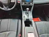 Photo 14 - Honda Civic