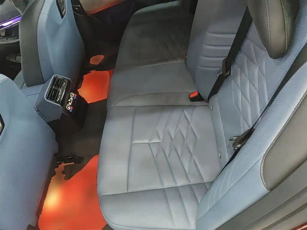 BMW i5 2024 eDrive 35L Premium Model M Sport Package фото 17