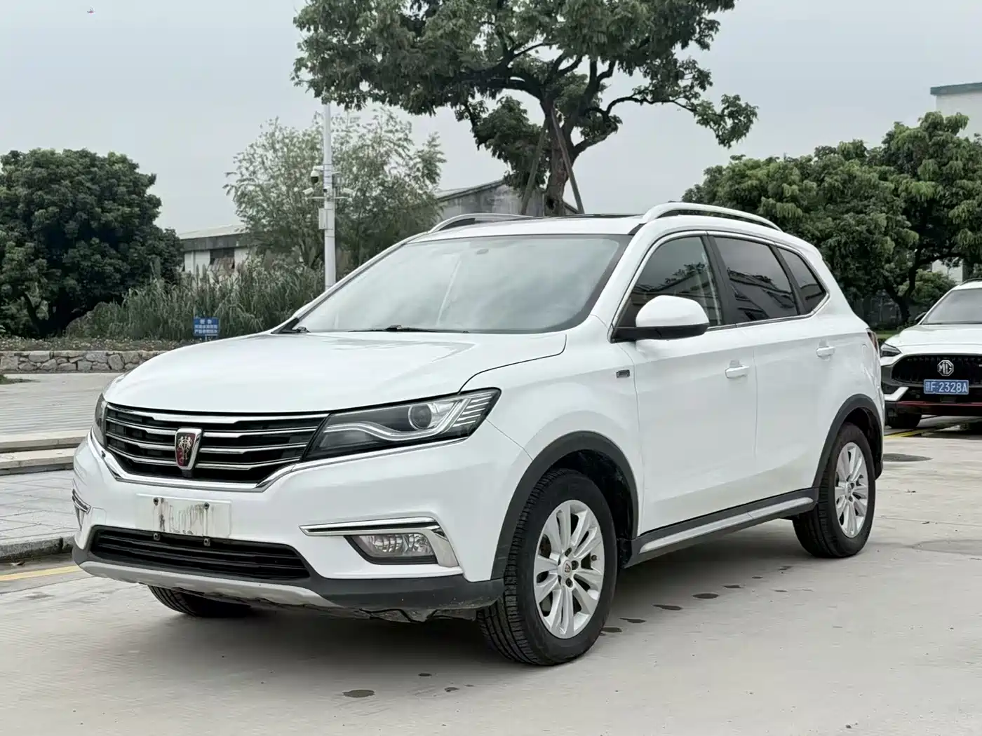 Фото 1 - Roewe RX5
