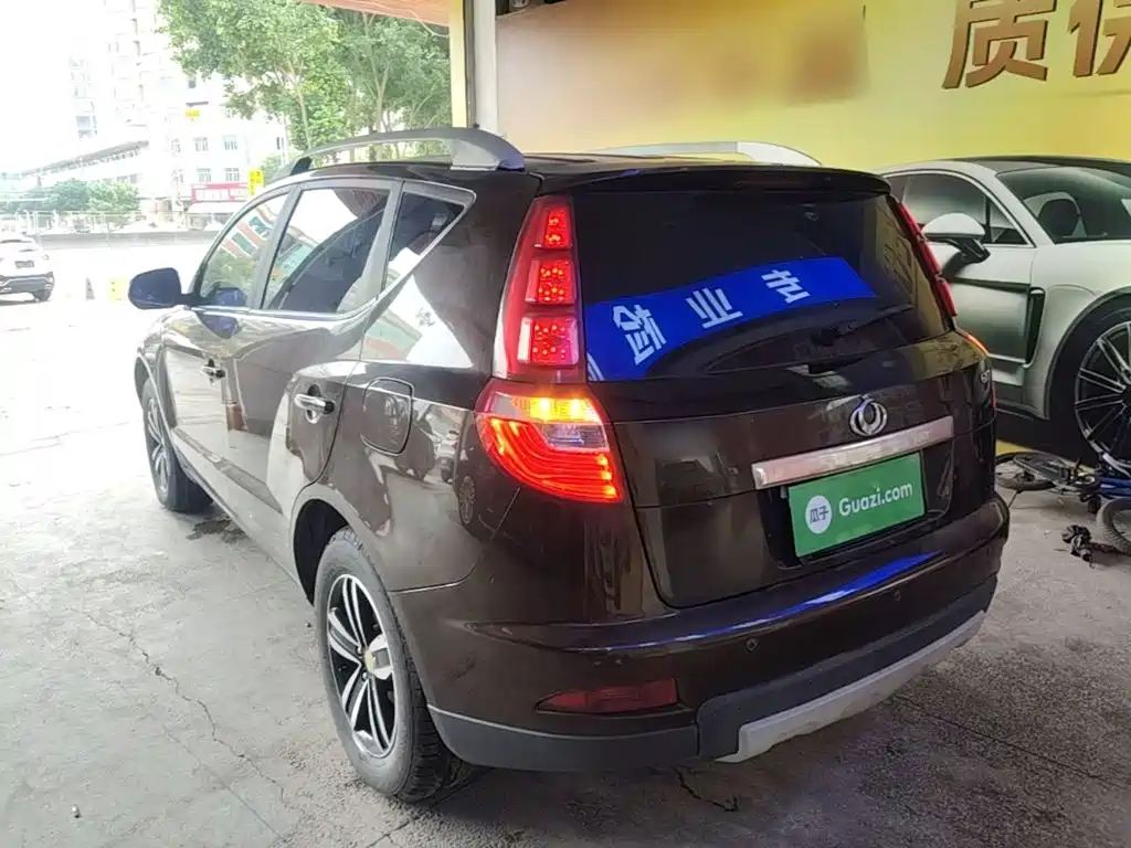 Geely GX7 2015 2015 Sport 2.0L Automatic Exclusive