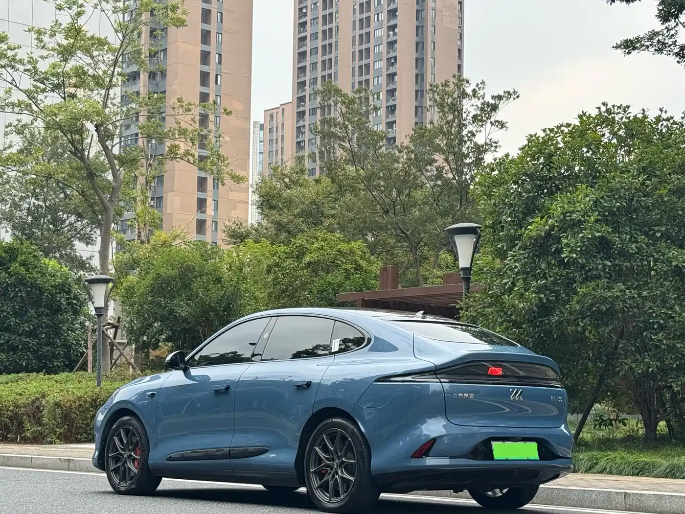 IM Motors IM LS6 2024 2025 Model Ultra Performance Agile Lizard Intelligent Enjoyment Theater Edition