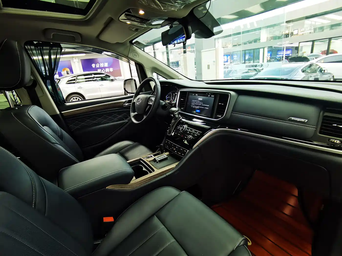GAC Trumpchi Trumpchi M8 2019 320T Ultimate Edition фото 19