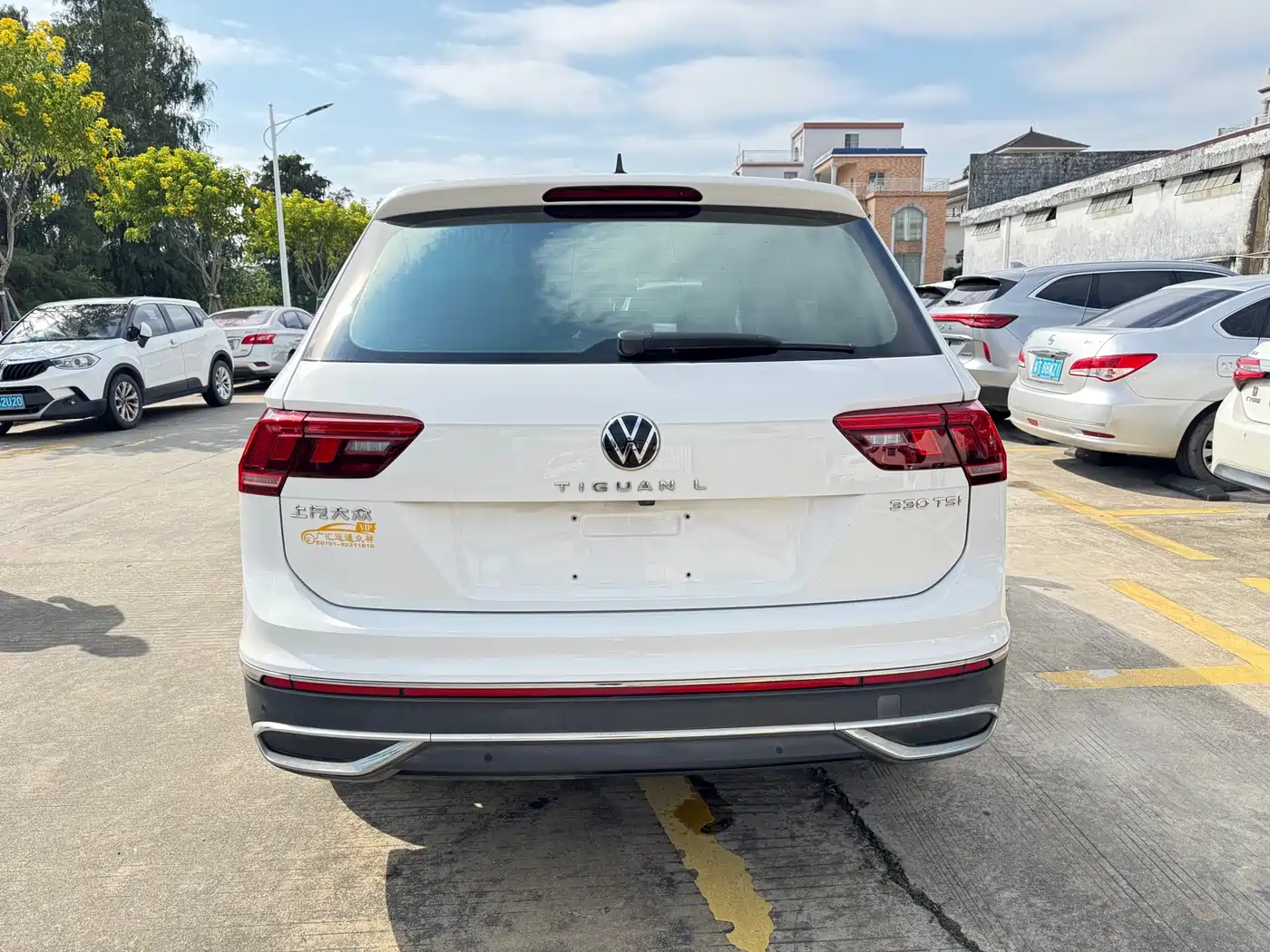 Volkswagen Tiguan L 2022 330TSI Auto 2WD R-Line Premium Edition фото 5