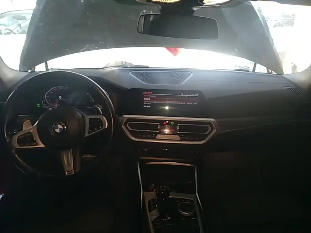 Photo 10 - BMW 3 Series