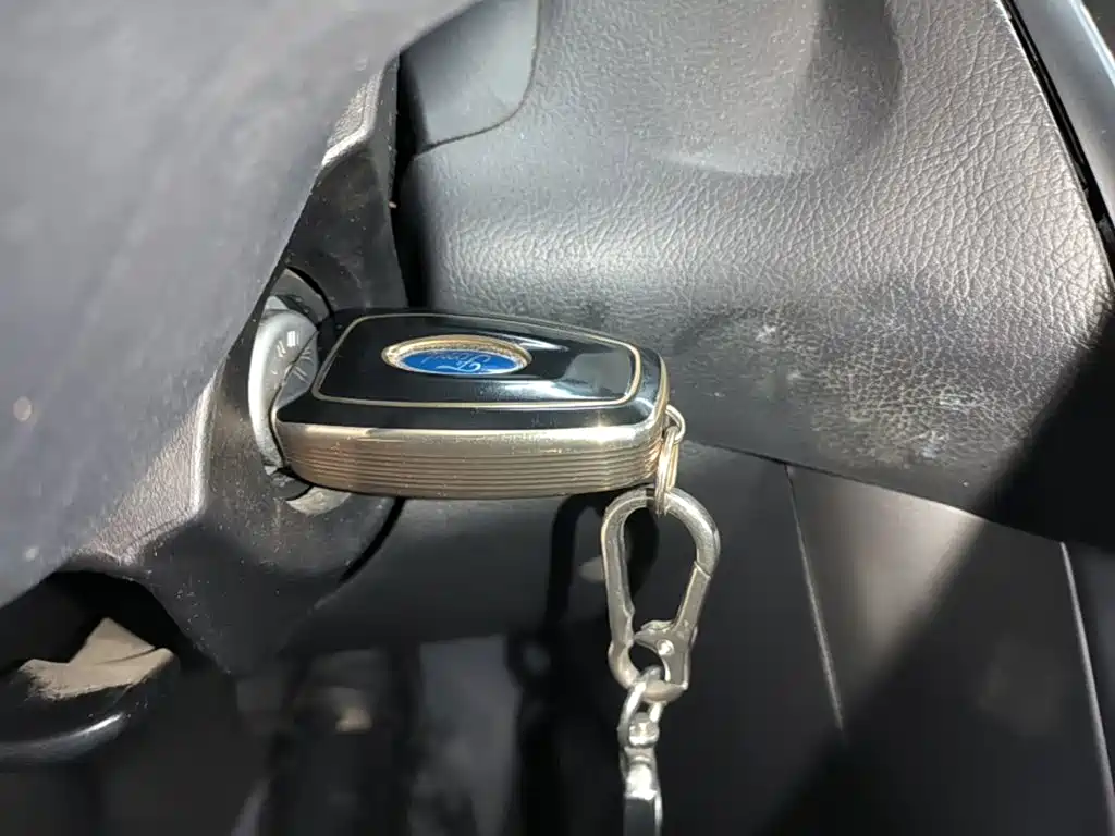 Фото 9 - Ford Focus
