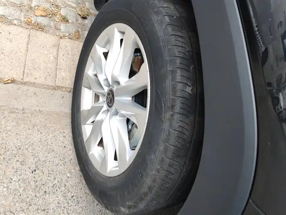 Toyota Corolla Cross 2024 2.0L Smart Hybrid Dual Engine Pioneer Edition фото 6