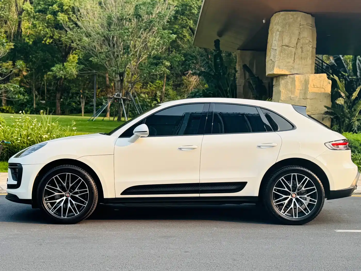 Porsche Macan 2023 Macan 2.0T фото 4
