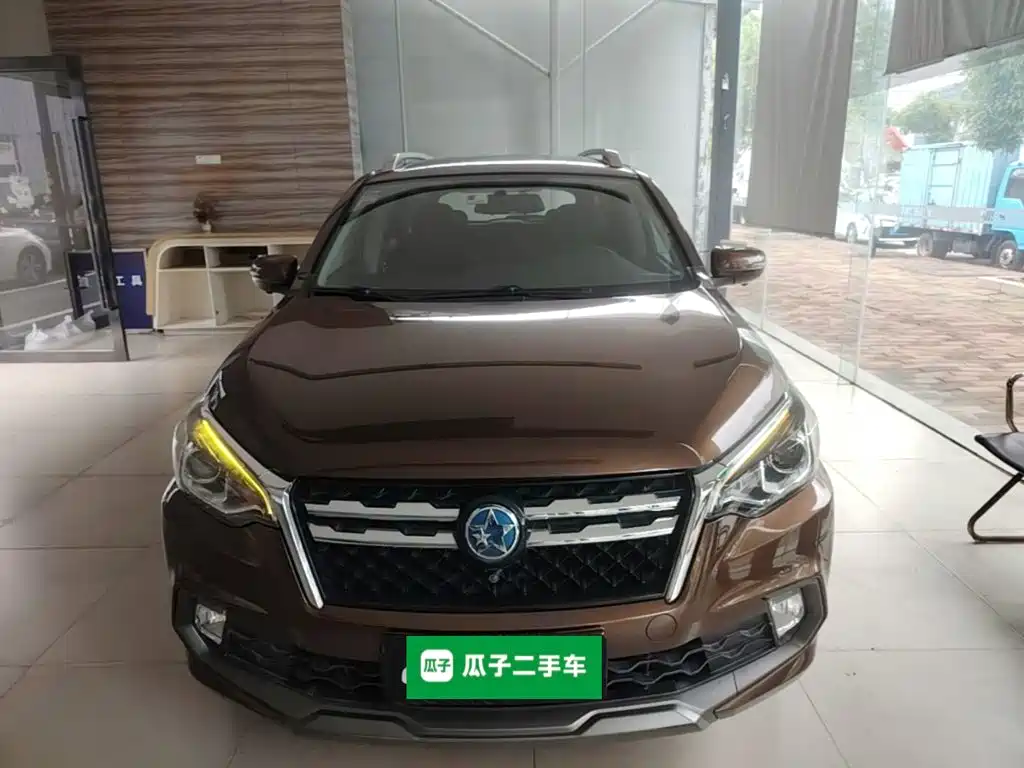 Venucia T70 2018 2018 2.0L CVT RuiQu Edition