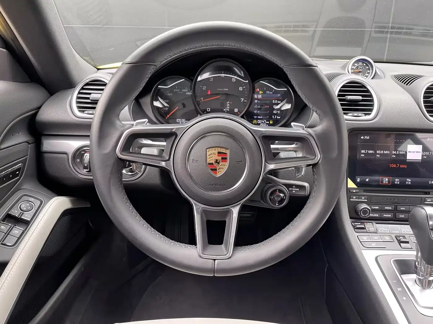 Porsche 718 фото 13