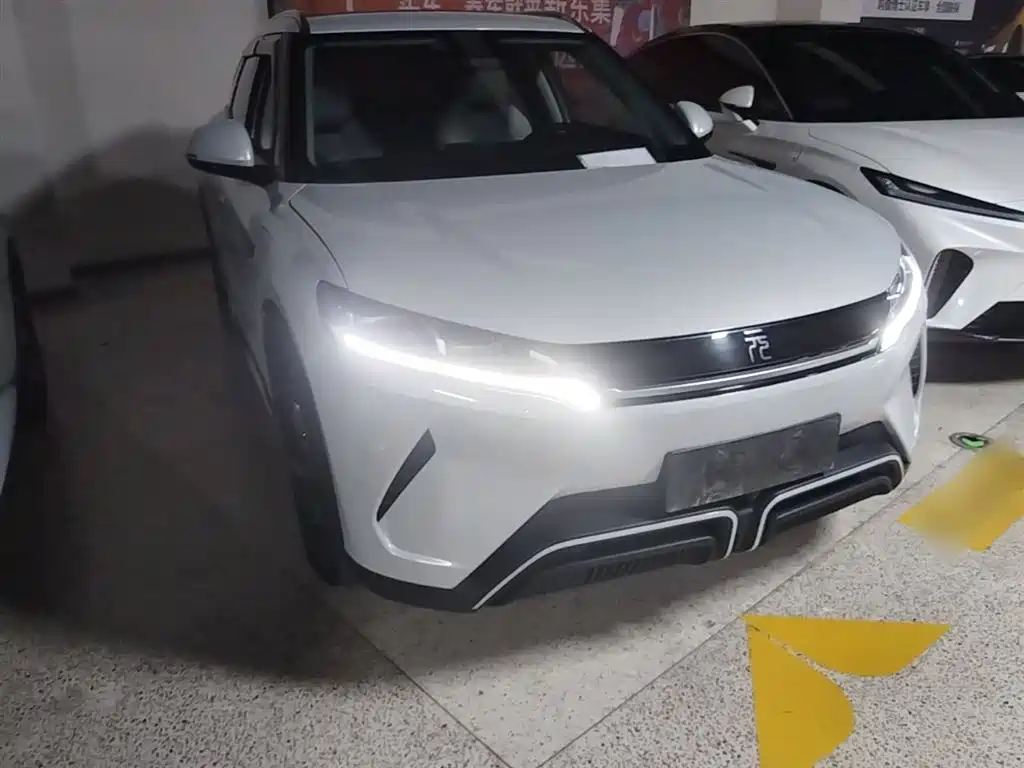 BYD Yuan UP 2024 401KM Surpass Edition фото 4
